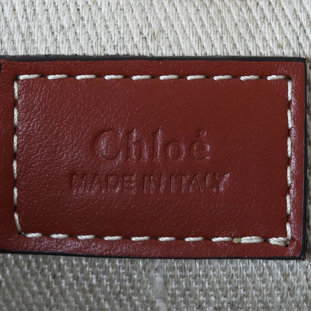 CHLOE&