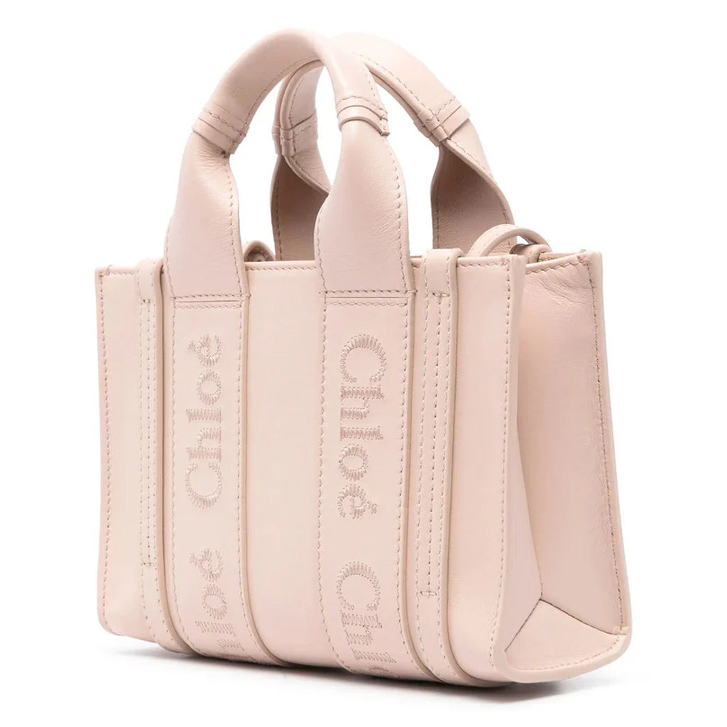 CHLOE&